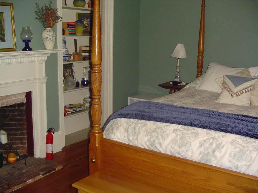 Stephen Clay Homestead Bed And Breakfast Candia Exteriér fotografie